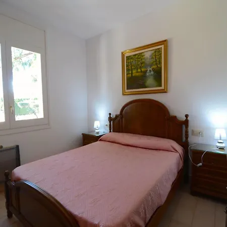 Apartment Puig Padro 4 1-1 *