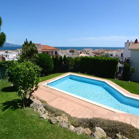 Puig Padro 4 1-1 Apartment